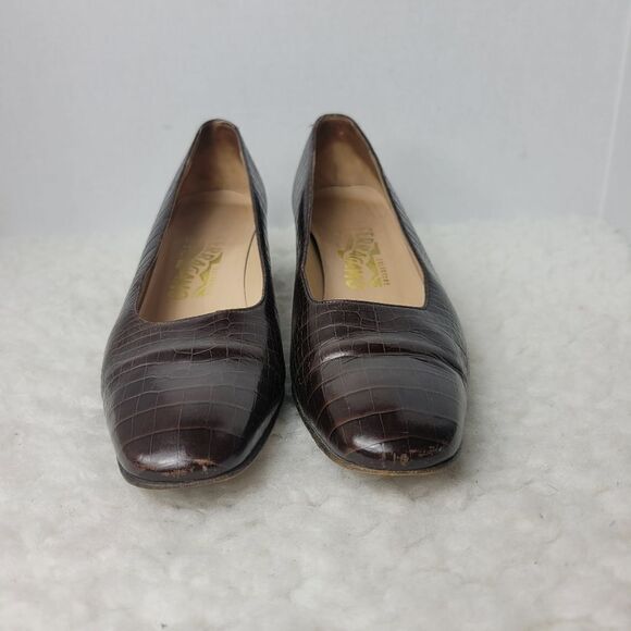 Salvatore Ferragamo Womens Size 9.5 AAA Brown Croc Embossed Leather Heels Pumps - Picture 2 of 11
